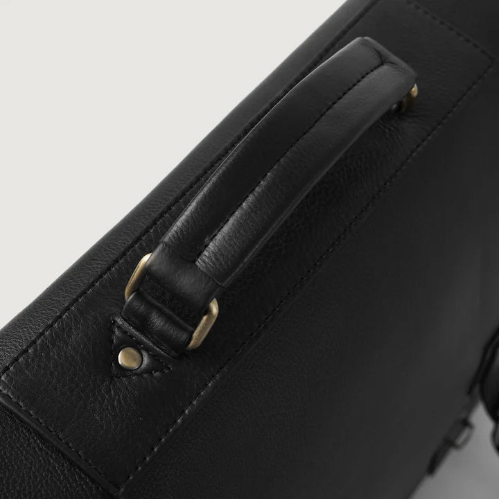 The Cristoph Black Leather Messenger Bag